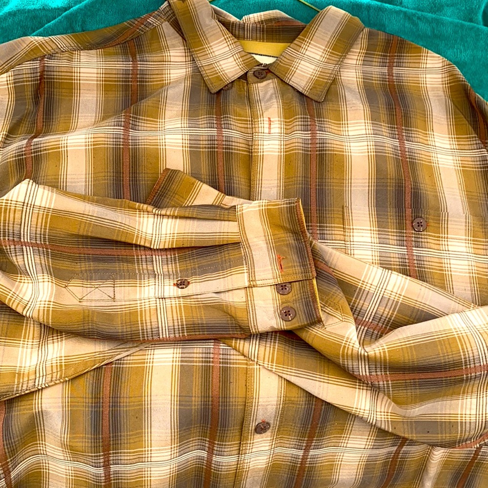 XL TOMMY BAHAMA 100% SILK LONG SLEEVE SHIRT